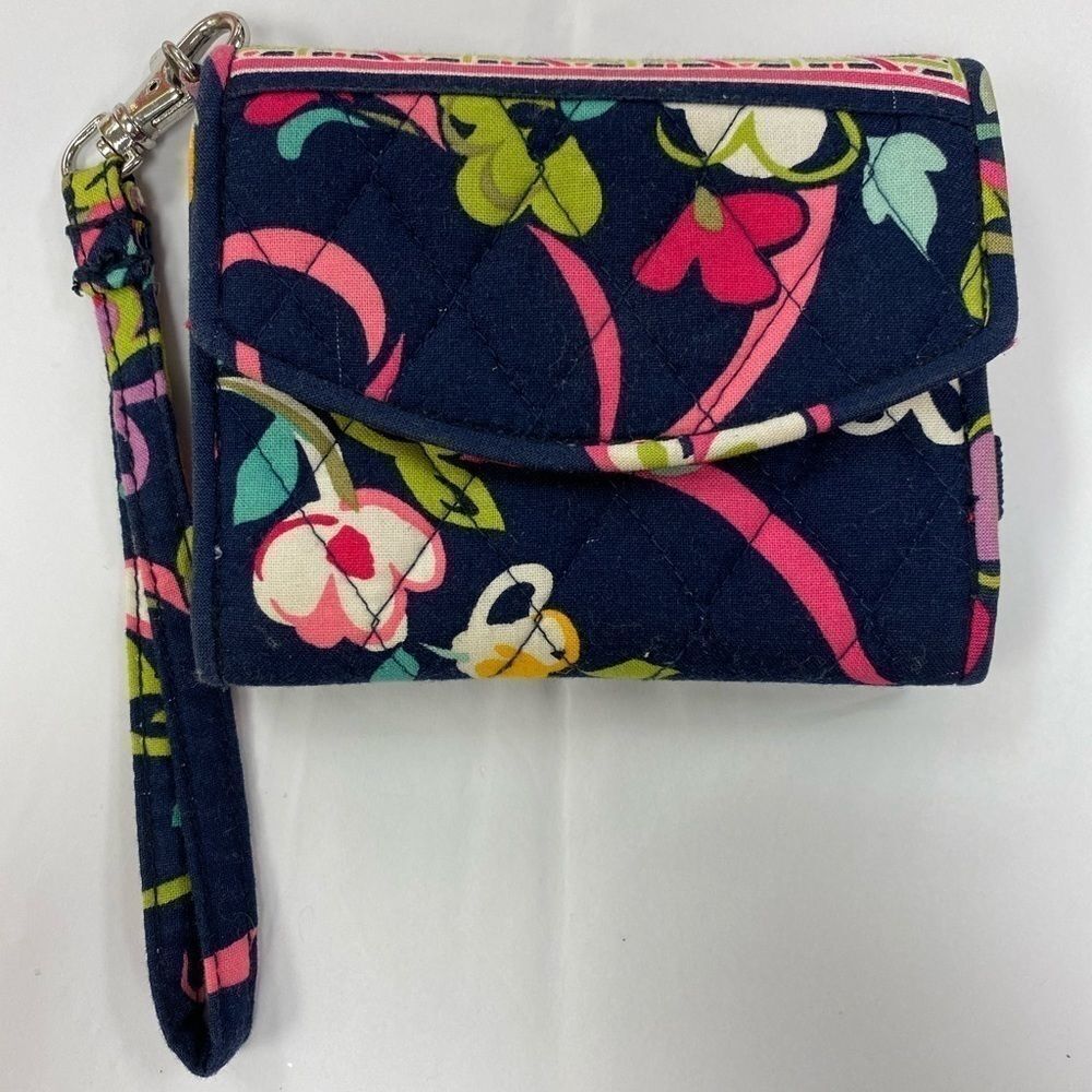 VERA Bradley floral compact wallet‎ wristlet